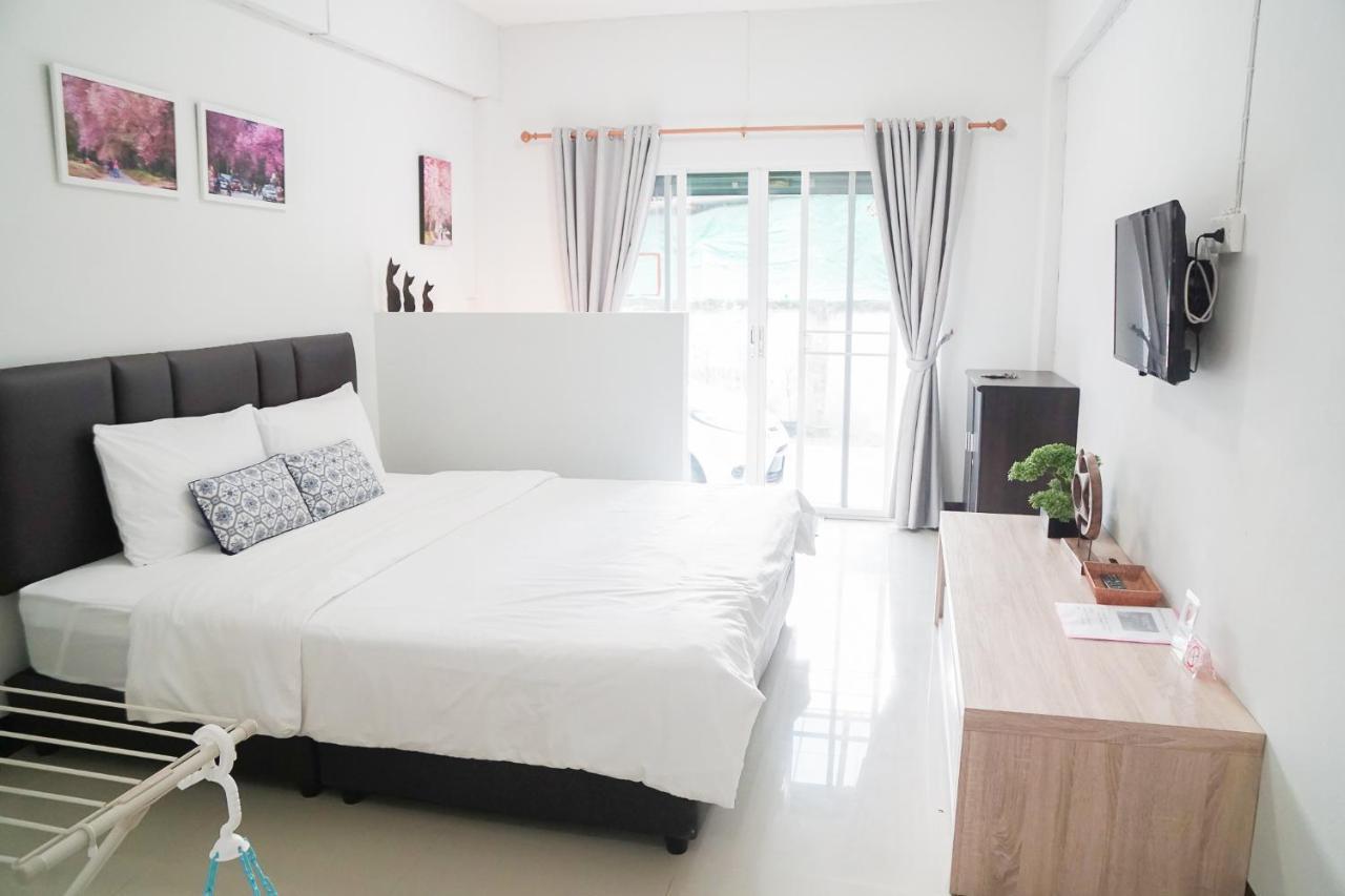 Baan Ploy Inn 2 치앙마이 외부 사진